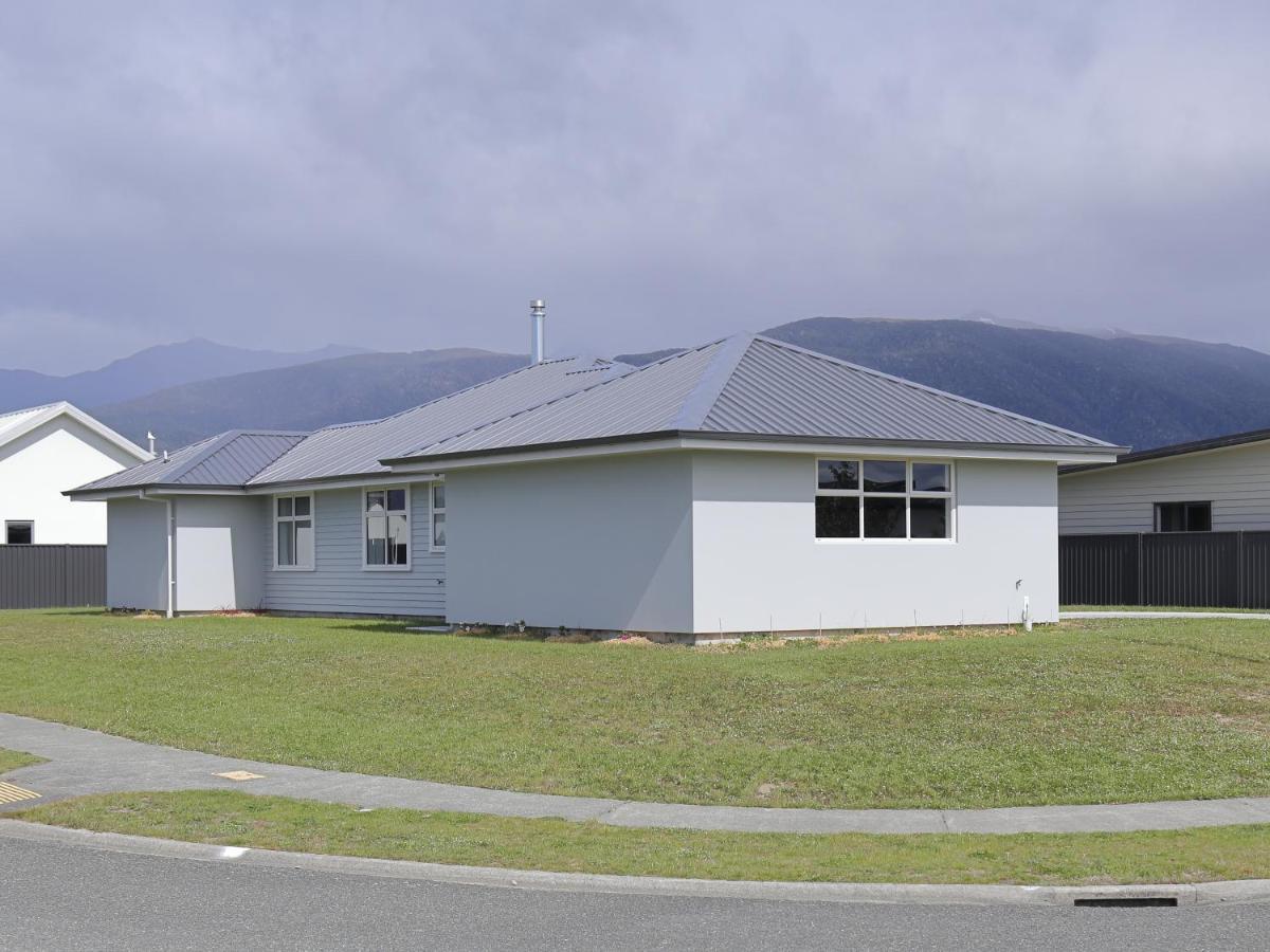 Fiordland Getaway - Te Anau Holiday Home Exterior photo